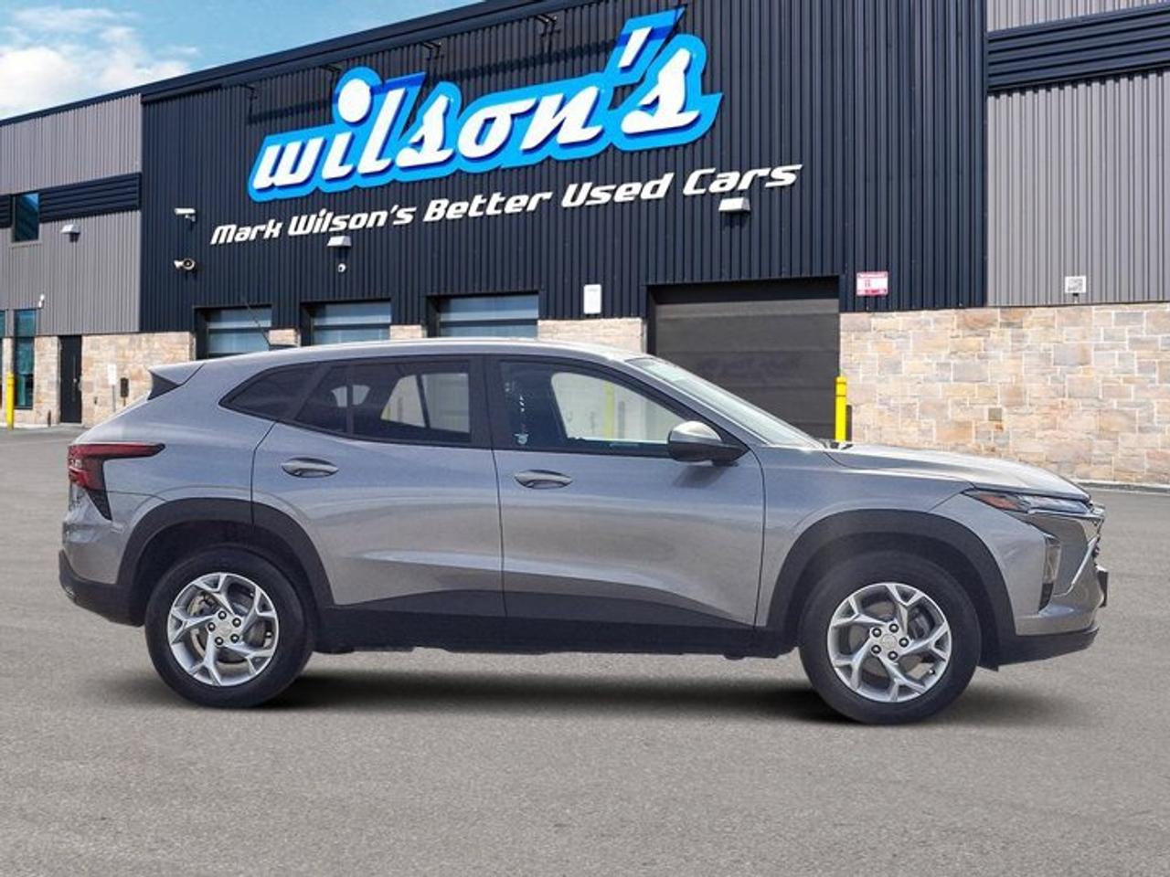 2025 Chevrolet Trax LS | Heated Seats | Remote Start | Lane Keep Assist | Carplay + Android Auto | Heated Mirrors & More Photo
