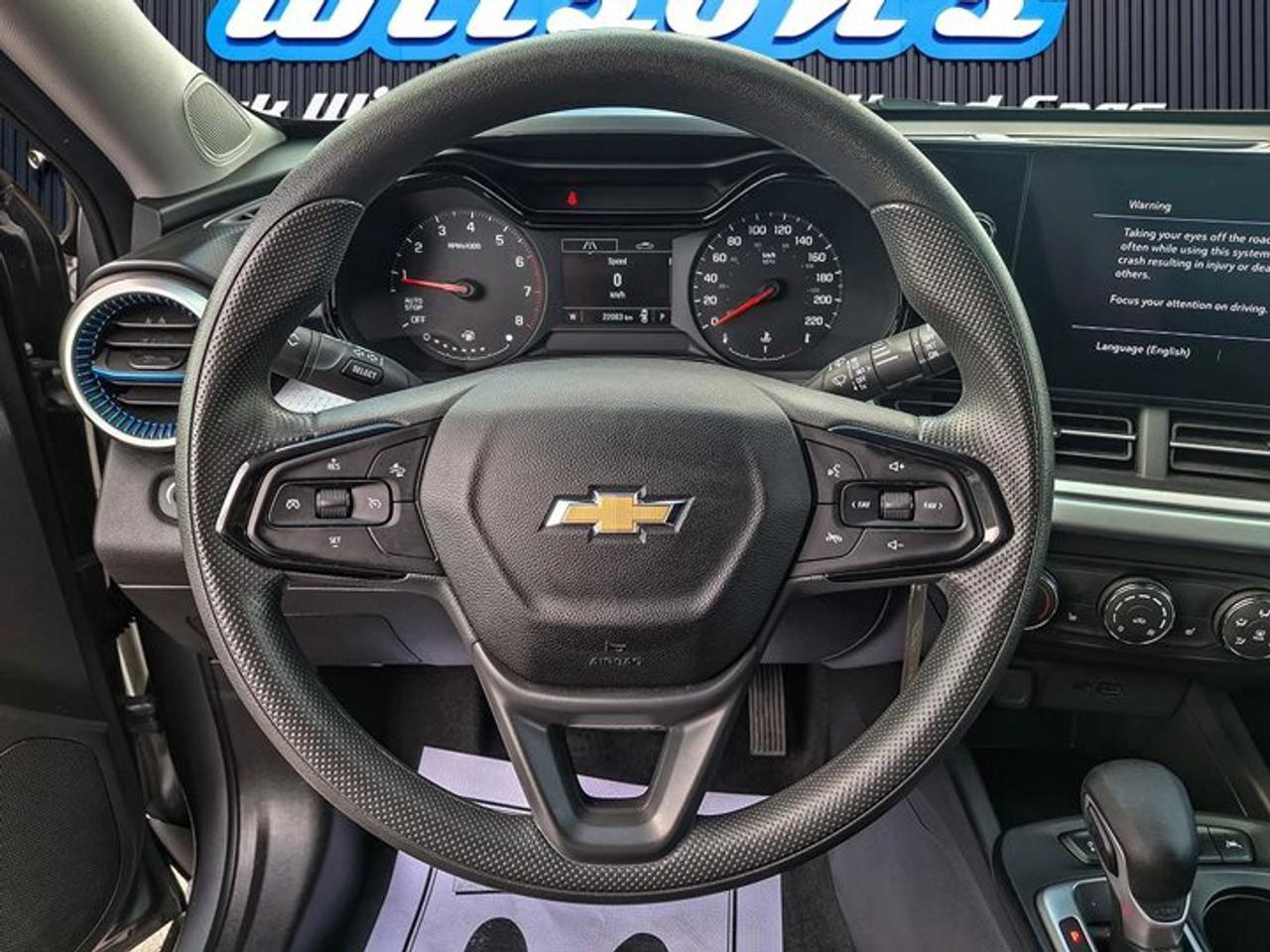 2025 Chevrolet Trax LS | Heated Seats | Remote Start | Lane Keep Assist | Carplay + Android Auto | Heated Mirrors & More Photo
