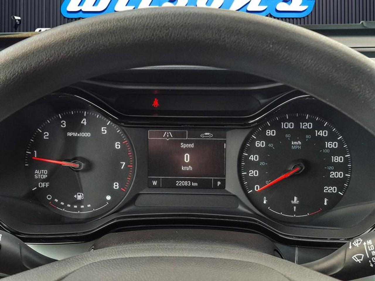 2025 Chevrolet Trax LS | Heated Seats | Remote Start | Lane Keep Assist | Carplay + Android Auto | Heated Mirrors & More Photo