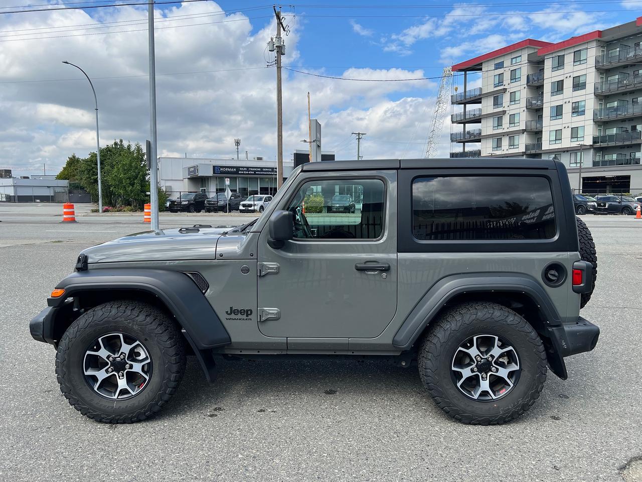 2022 Jeep Wrangler Sport S Photo