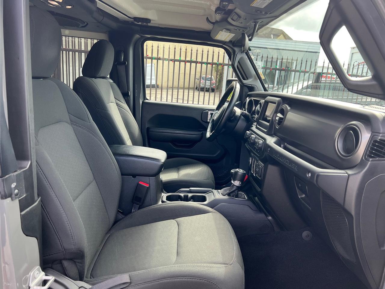 2022 Jeep Wrangler Sport S Photo