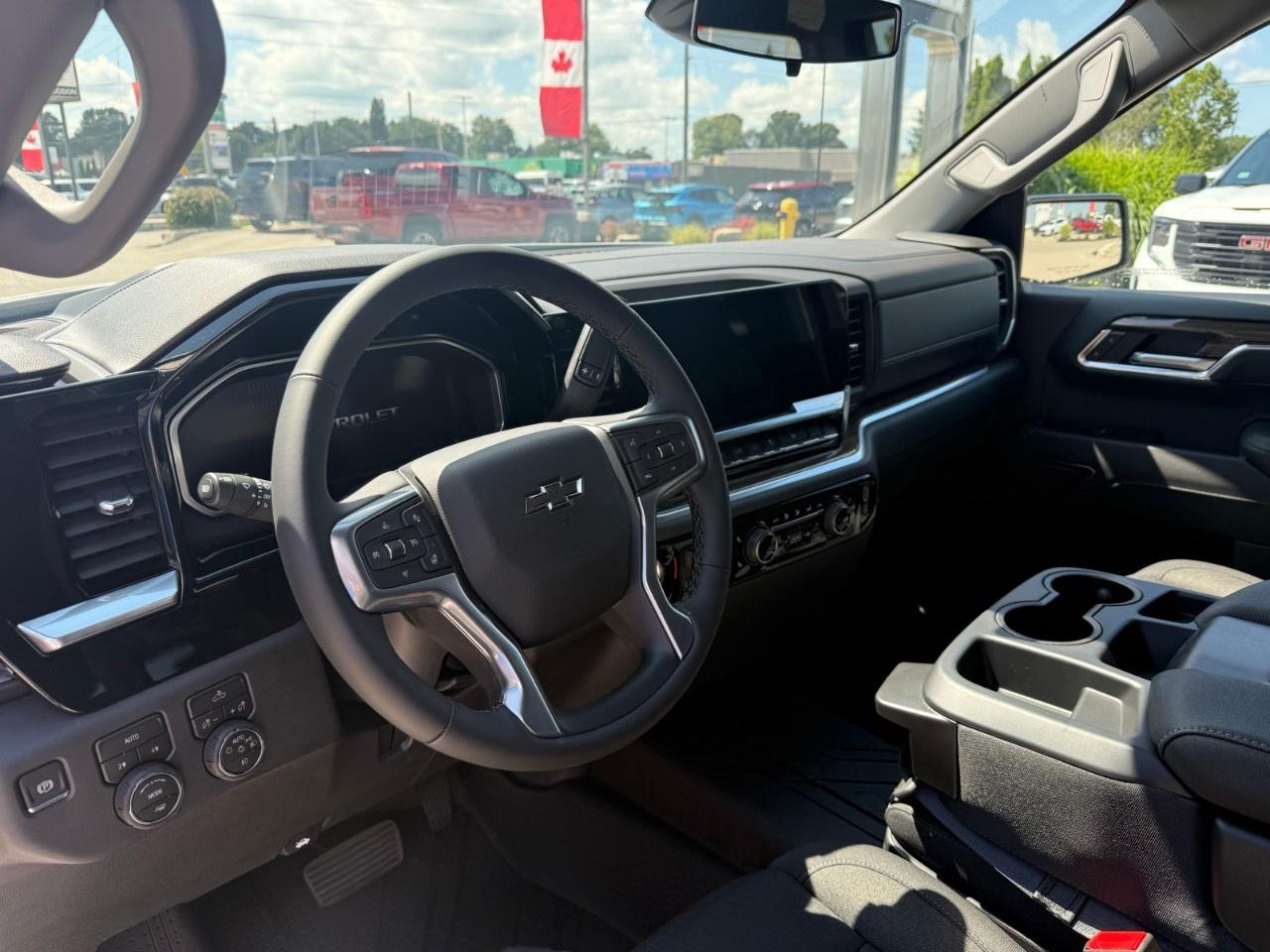 2026 Chevrolet Silverado 1500 Crew Cab Short Box 4-Wheel Drive RST Photo