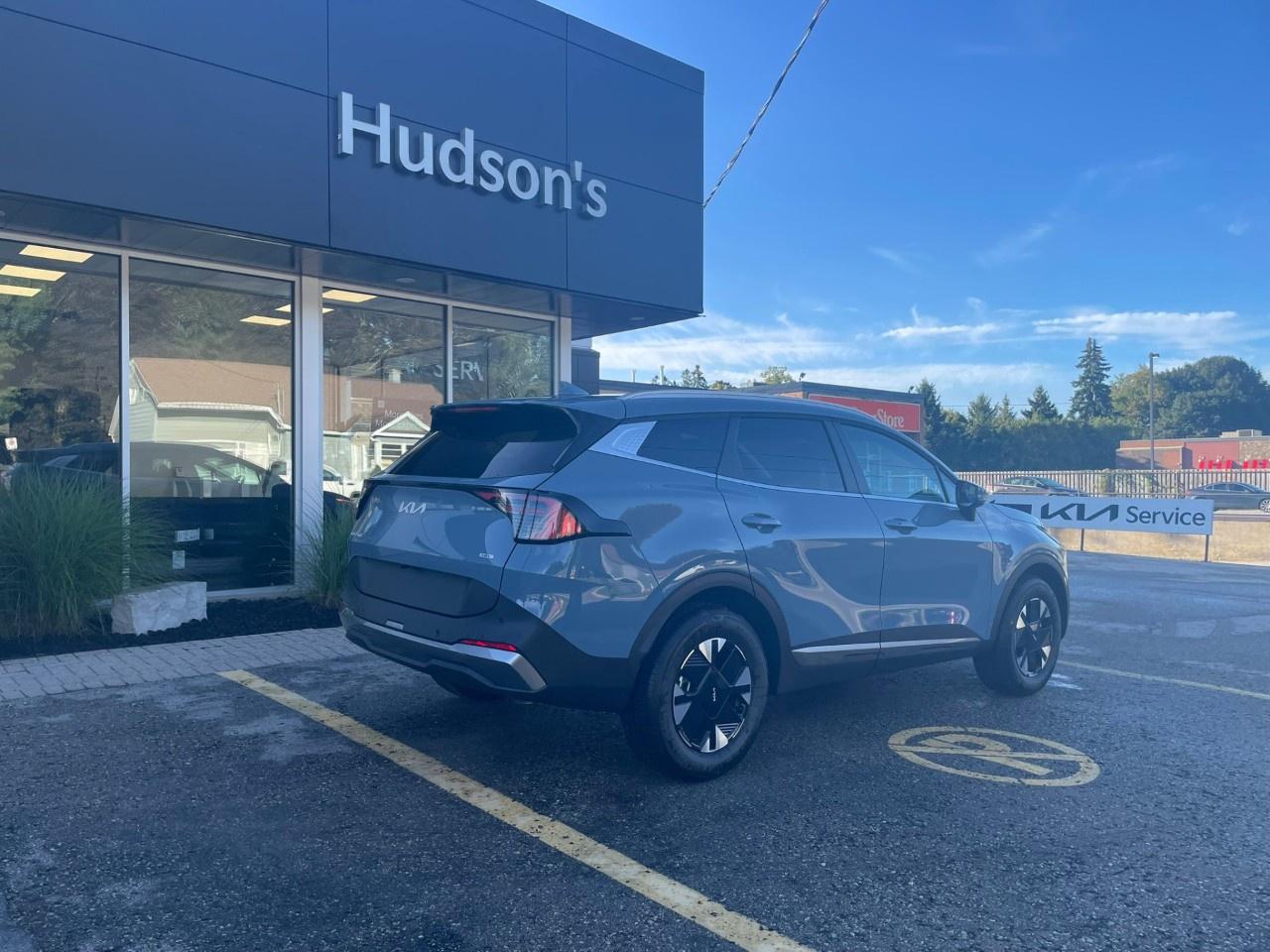 2027 Kia Sportage Hybrid EX AWD Photo