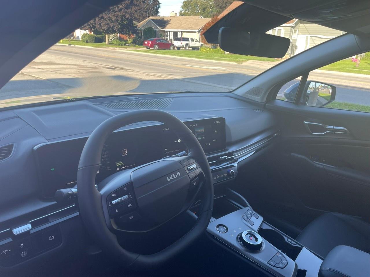 2027 Kia Sportage Hybrid EX AWD Photo