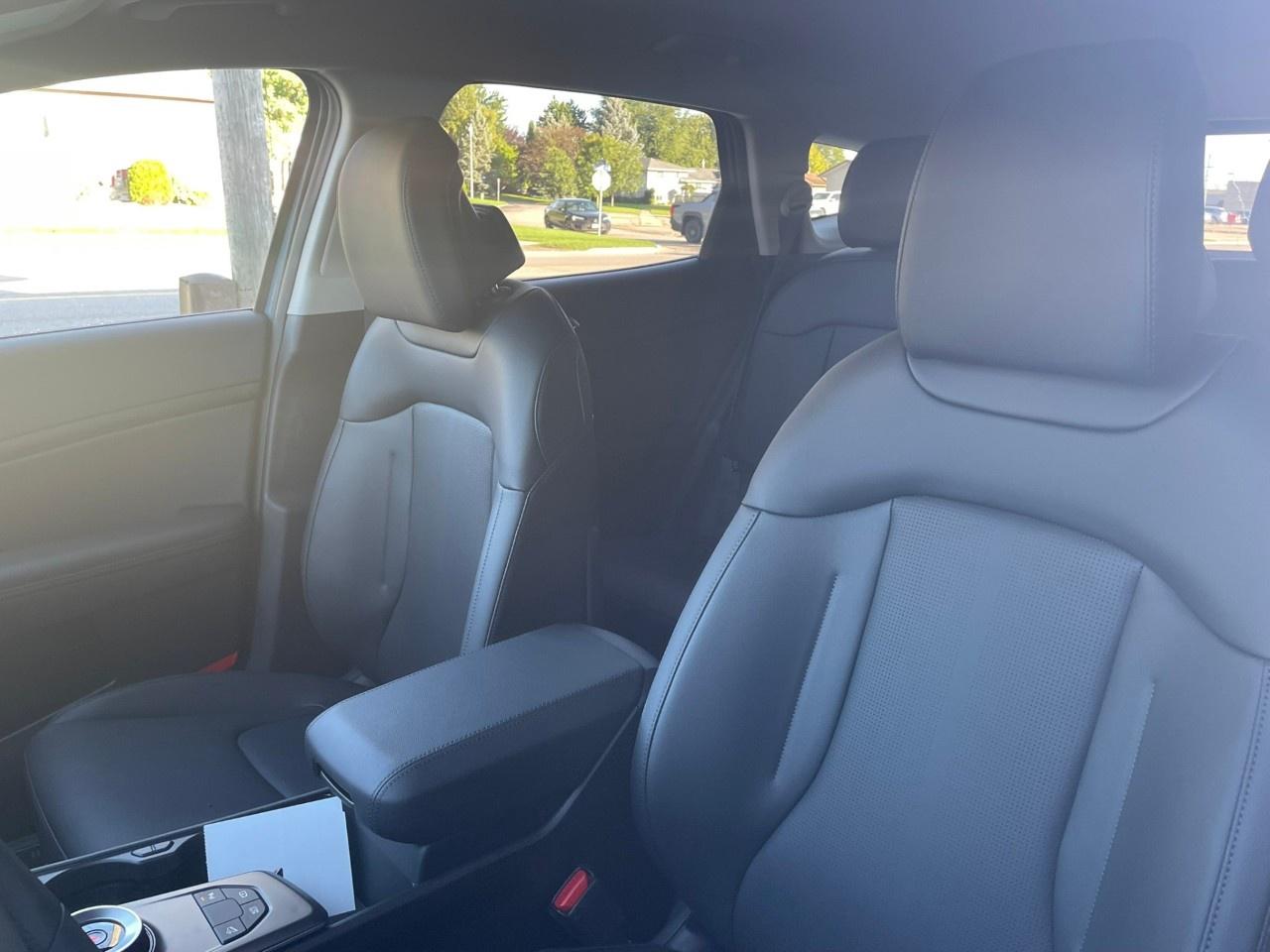 2027 Kia Sportage Hybrid EX AWD Photo