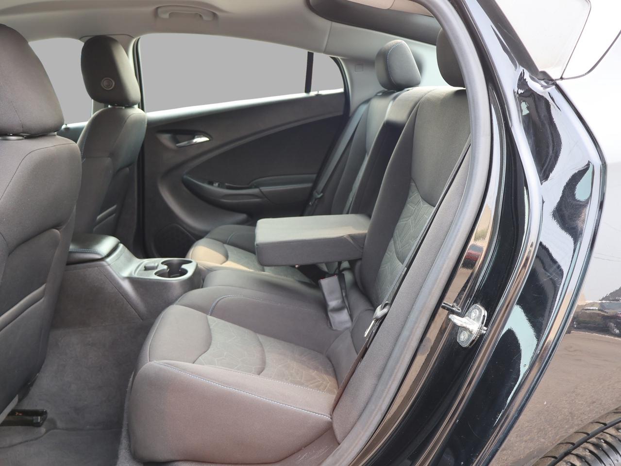 2018 Chevrolet Volt LT CERTIFIED *ACCIDENT FREE* CAMERA BLUETOOTH HEATED SEATS CRUISE ALLOYS Photo
