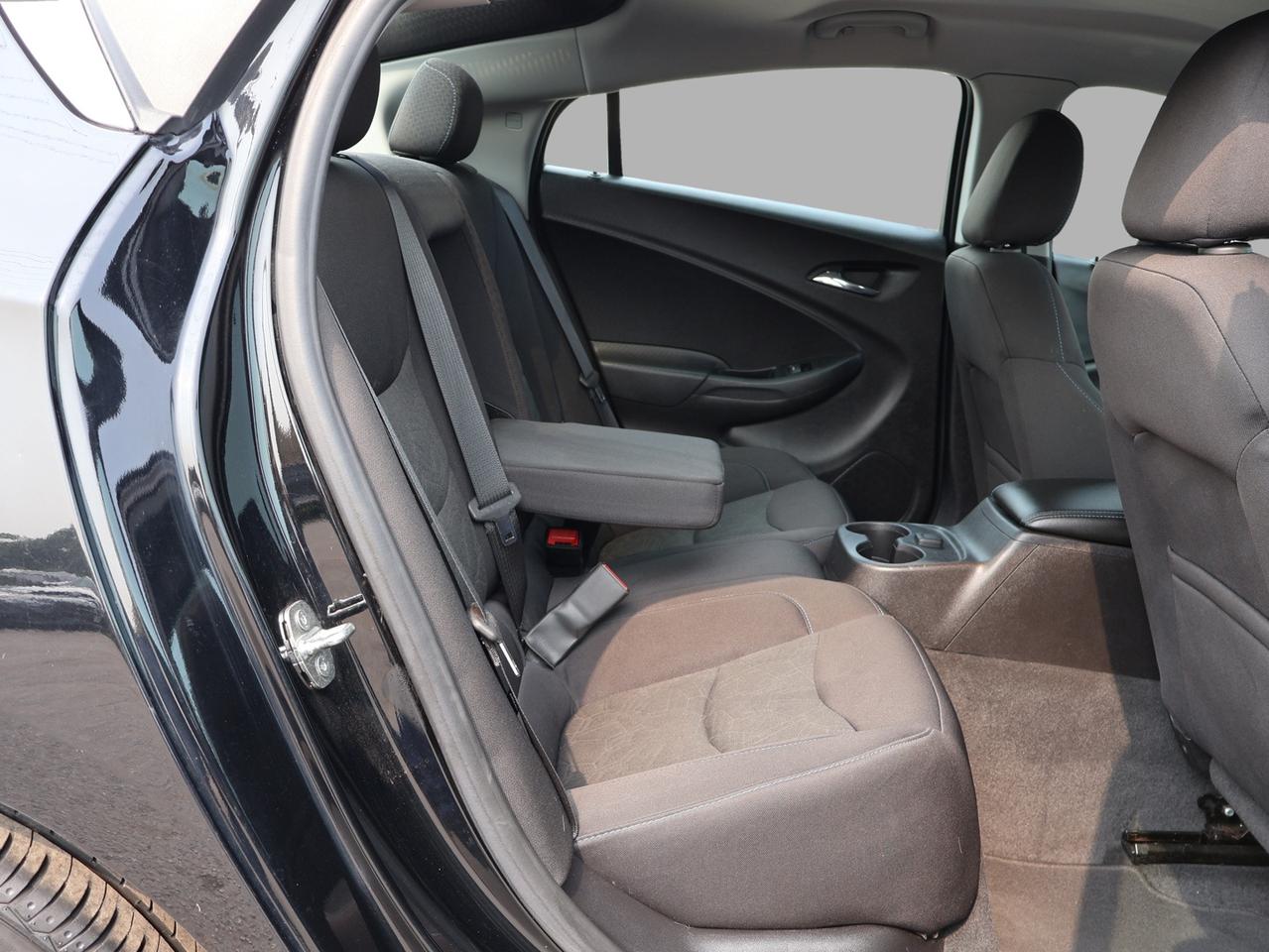 2018 Chevrolet Volt LT CERTIFIED *ACCIDENT FREE* CAMERA BLUETOOTH HEATED SEATS CRUISE ALLOYS Photo