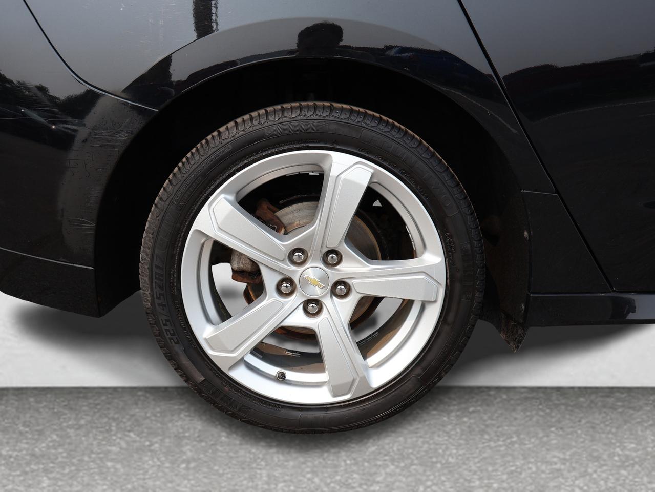 2018 Chevrolet Volt LT CERTIFIED *ACCIDENT FREE* CAMERA BLUETOOTH HEATED SEATS CRUISE ALLOYS Photo