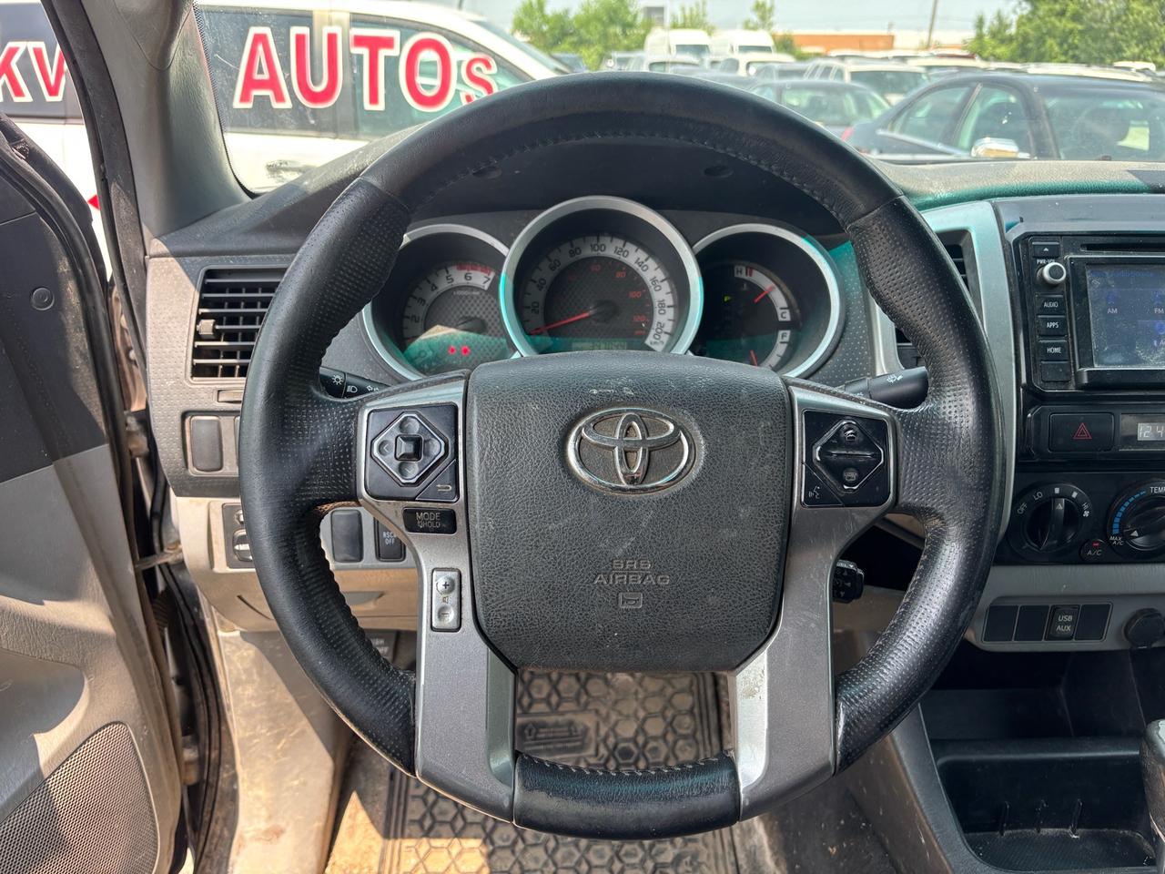 2014 Toyota Tacoma 4WD Double Cab V6 Man Photo