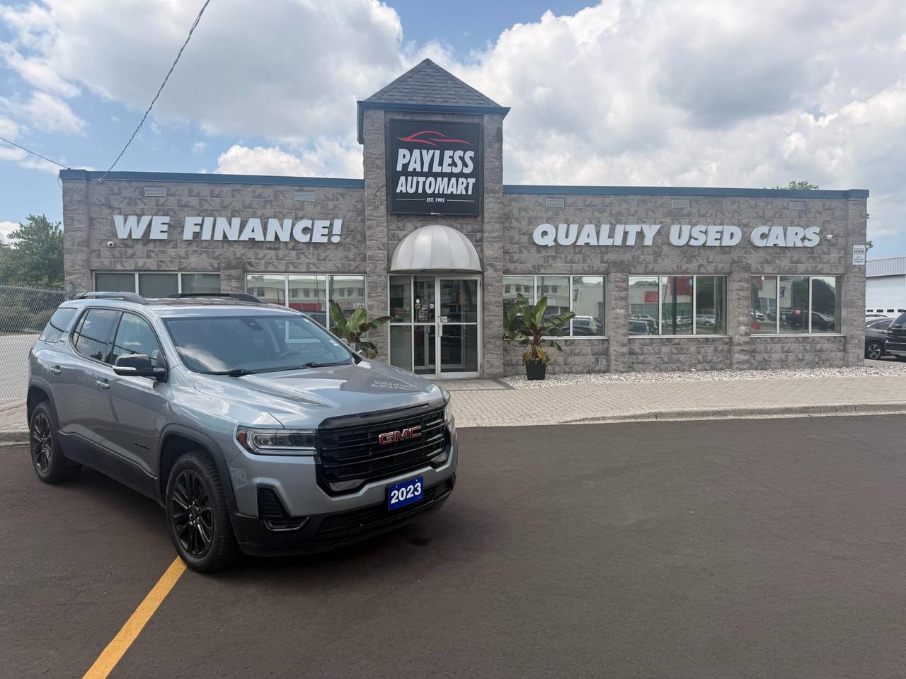 <p>2023 GMC Acadia AWD SLE Elevation Edition</p>

<p>?? All-Wheel Drive&nbsp;</p>

<p>?? Elevation Edition blacked-out styling</p>

<p>?? 3-row seating</p>

<p>?? Heated front seats</p>

<p>?? Apple CarPlay & Android Auto</p>

<p>?? Power sunroof</p>

<p>?? Power liftgate</p>

<p>?? Touchscreen infotainment system</p>

<p>?? Backup camera</p>

<p>?? Blind spot monitoring</p>

<p>?? Lane keep assist</p>

<p>?? Forward collision alert</p>

<p>?? Remote start</p>

<p>?? Push-button start & keyless entry</p>

<p>?? Tri-zone climate control</p>

<p>?? Premium alloy wheels</p>

<p>?? Call <strong>Payless Automart</strong> at <strong>519-337-4550</strong> or stop by <strong>235 Indian Rd S, Sarnia</strong> to see it for yourself and book your test drive today.</p>