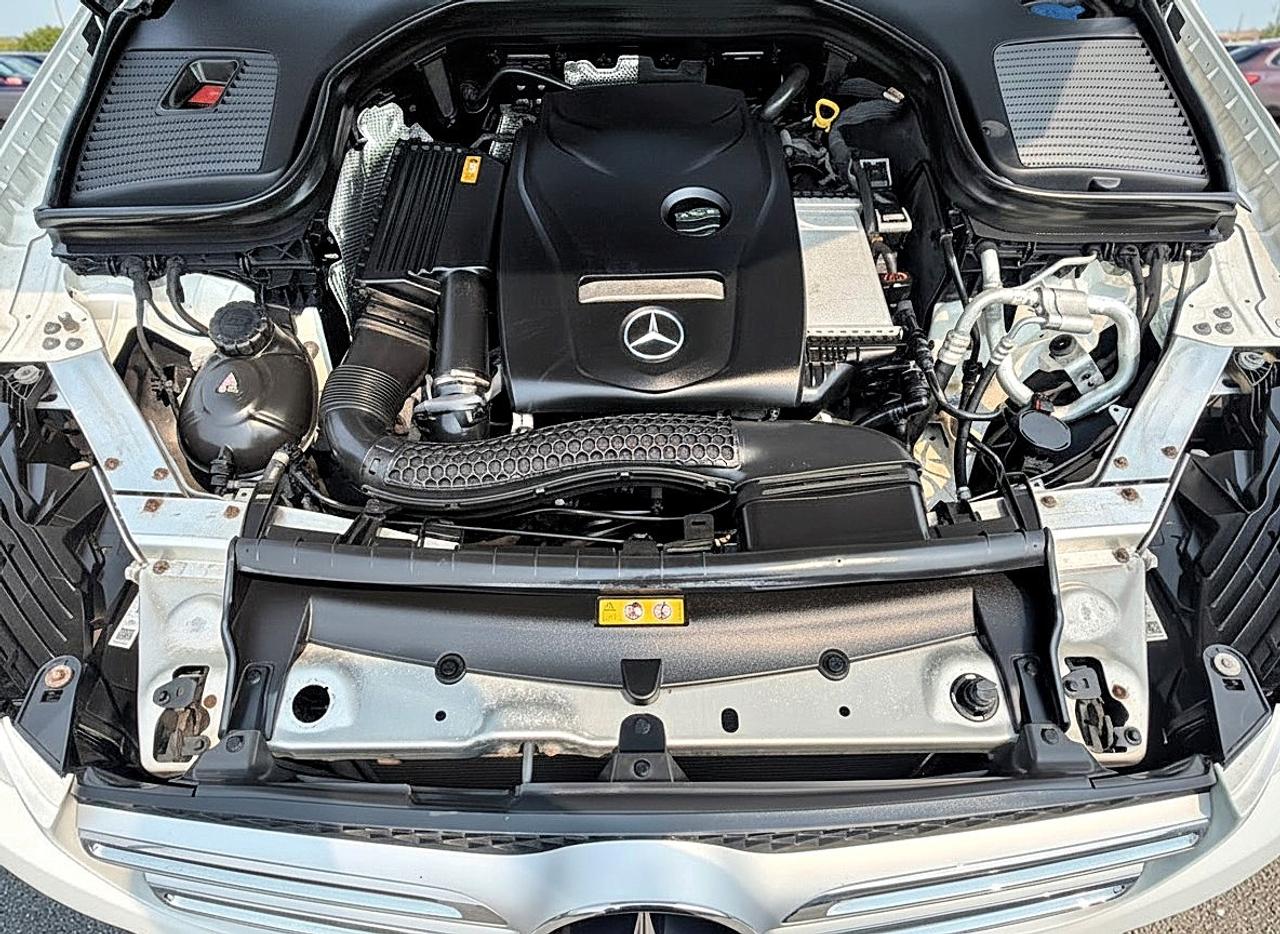 2019 Mercedes-Benz GLC-Class GLC 300 4MATIC SUV Photo