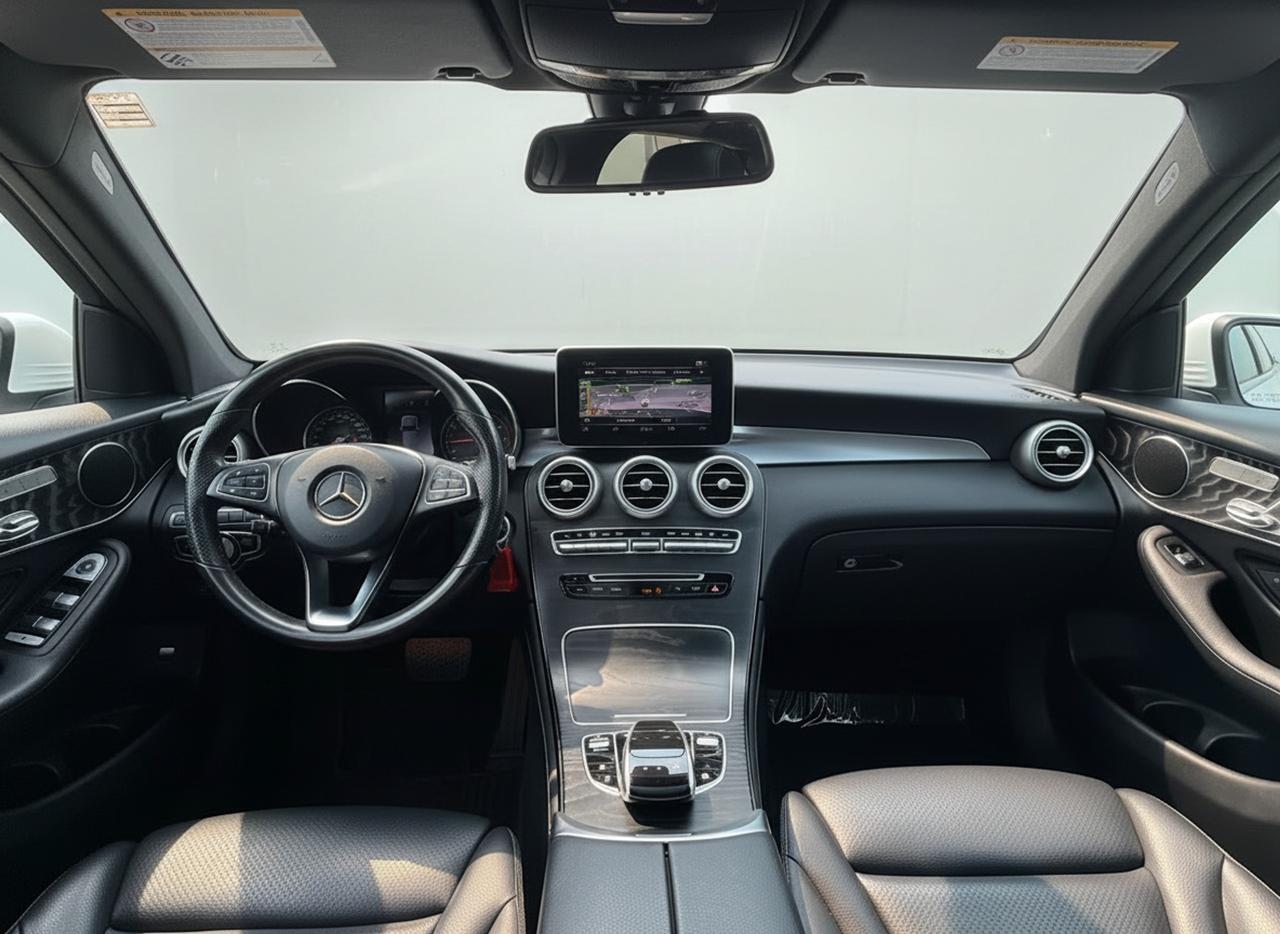2019 Mercedes-Benz GLC-Class GLC 300 4MATIC SUV Photo