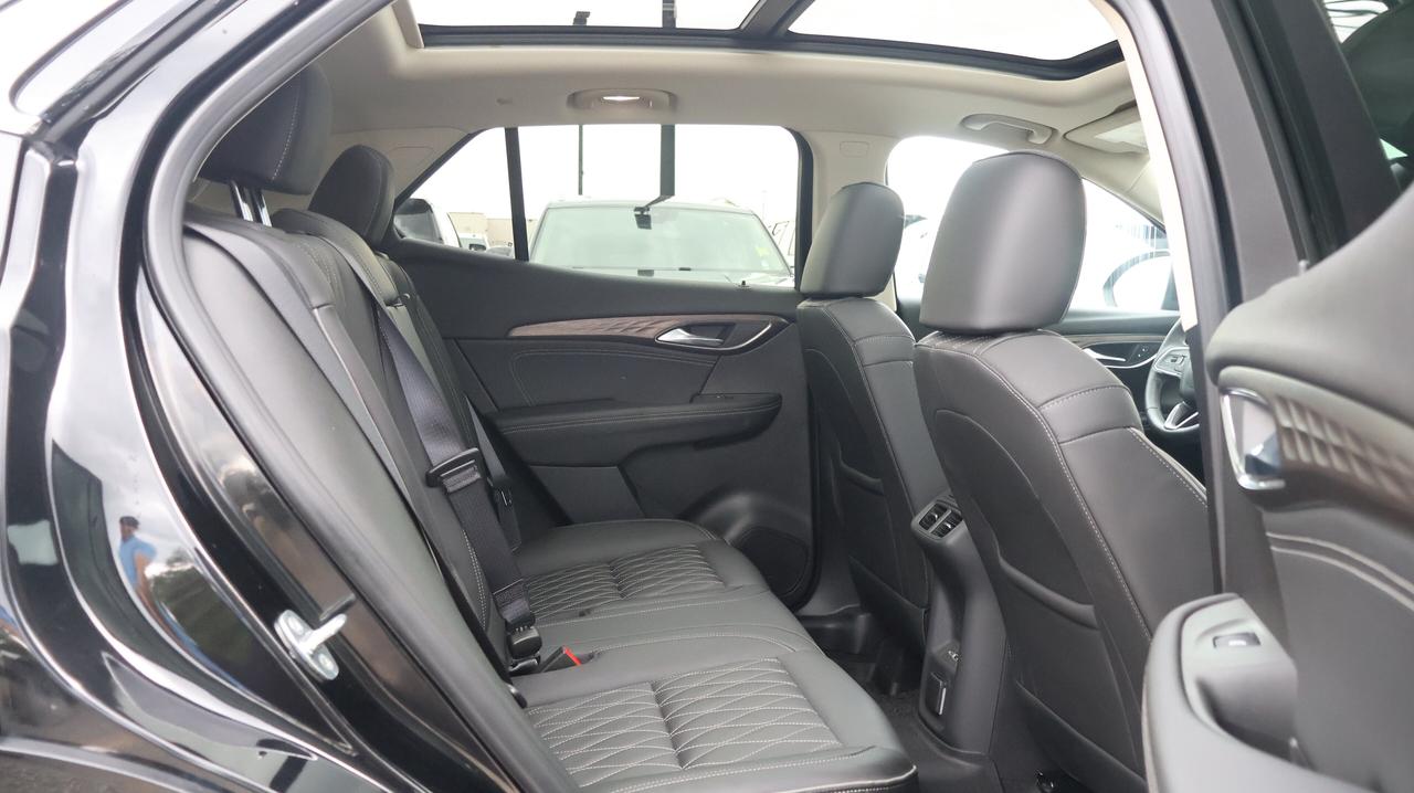 2023 Buick Envision Avenir | AWD | Panoramic Sunroof Photo
