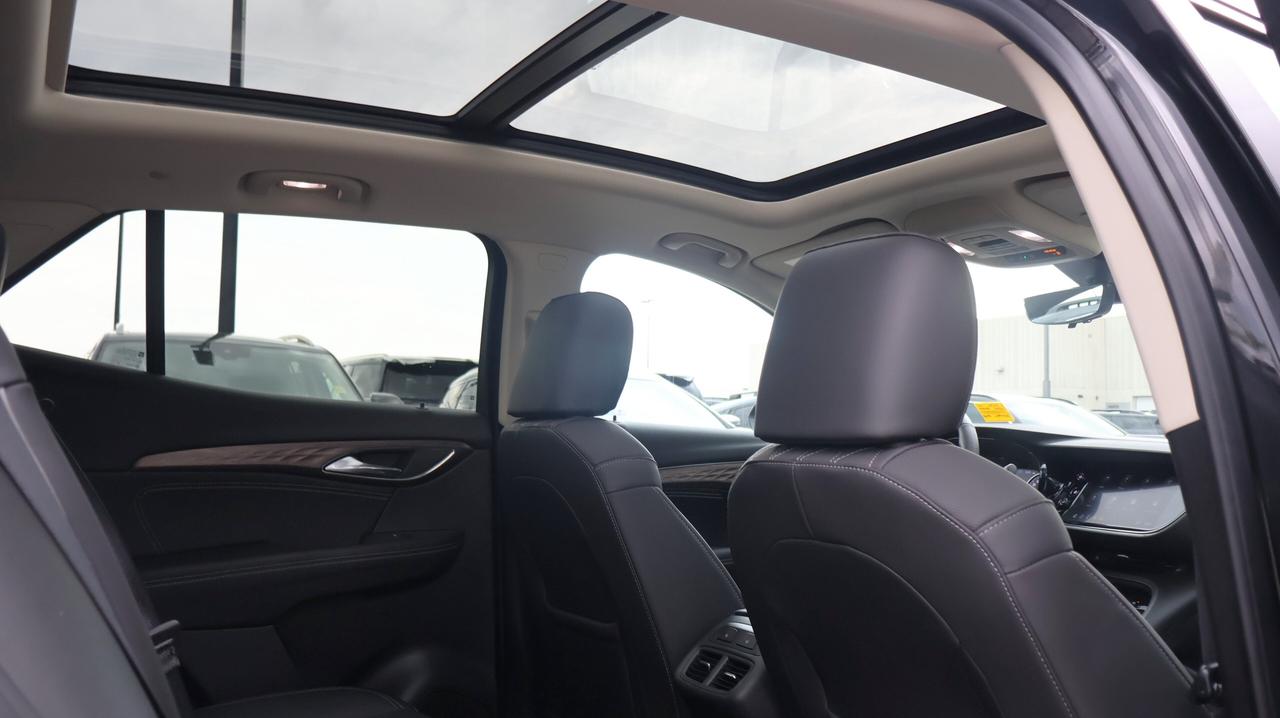 2023 Buick Envision Avenir | AWD | Panoramic Sunroof Photo