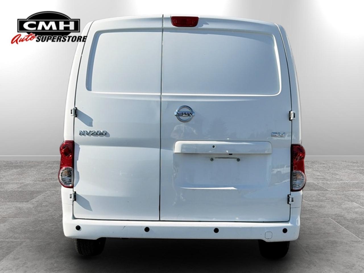 2021 Nissan NV200 SV  **DUAL SLIDERS** Photo3