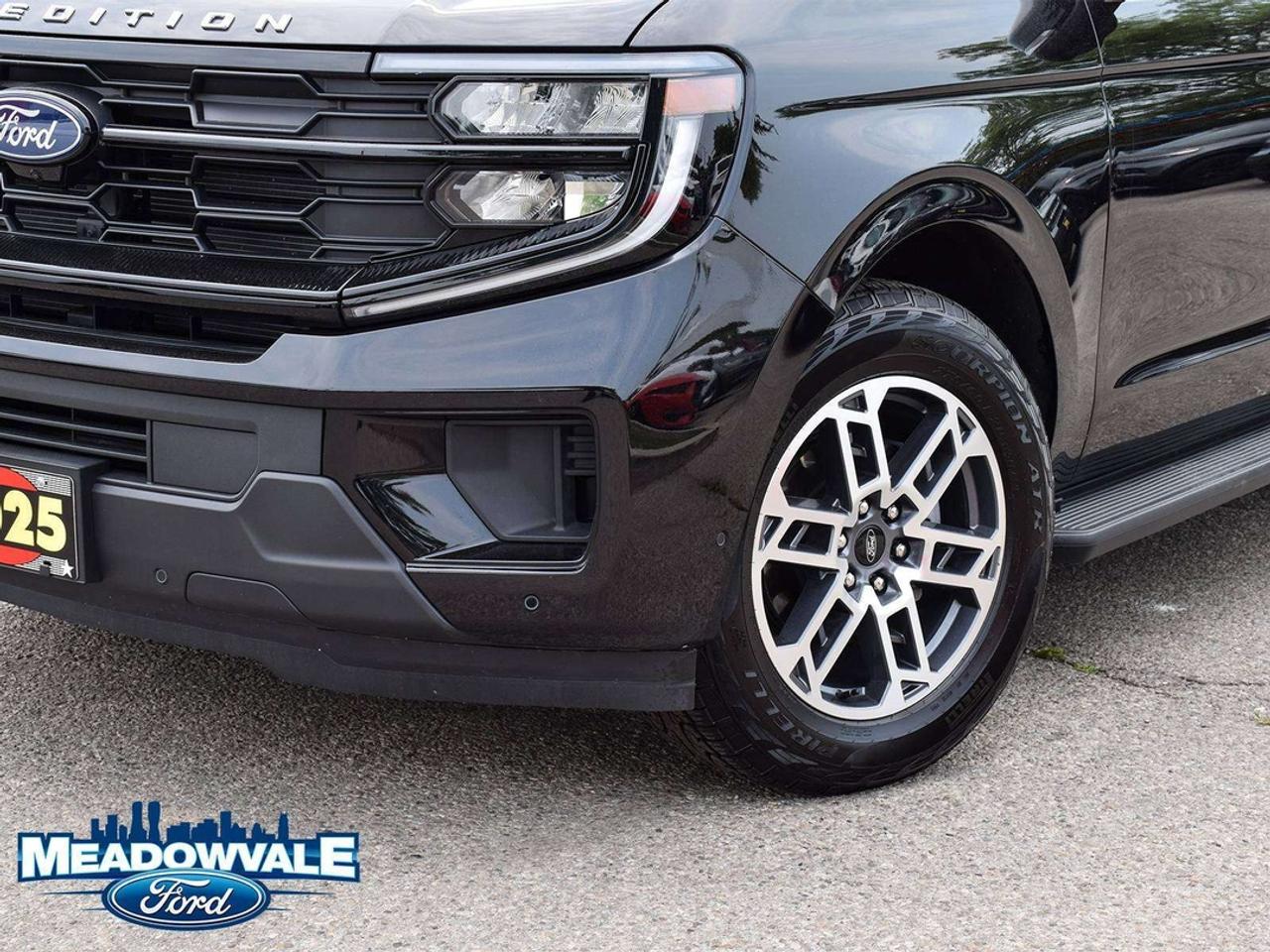 2025 Ford Expedition Active Max Photo