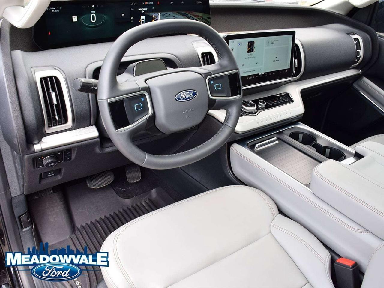 2025 Ford Expedition Active Max Photo