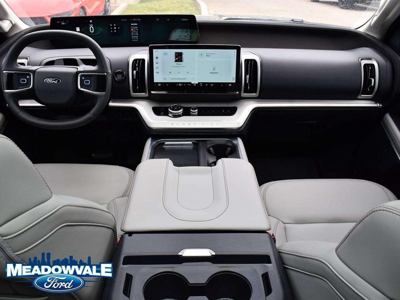 2025 Ford Expedition Active Max Photo