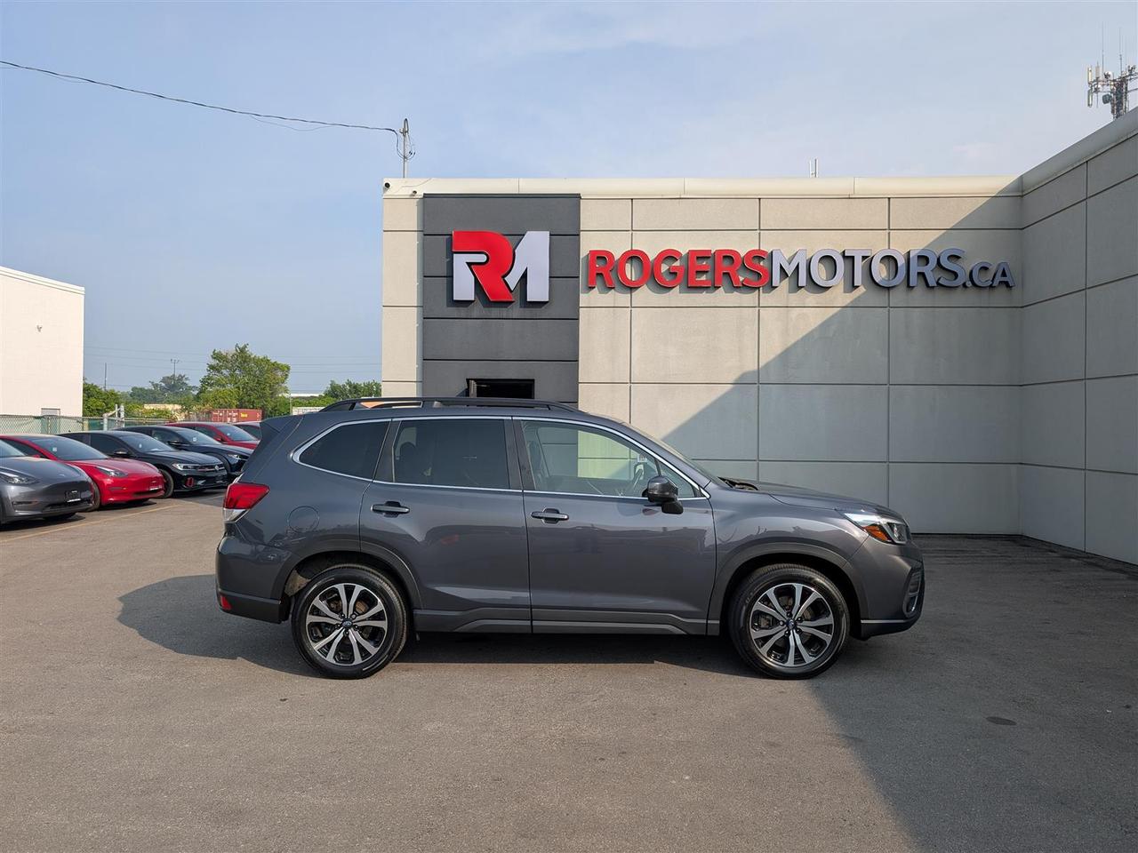 2020 Subaru Forester LIMITED AWD - NAVI - PANO ROOF - TECH FEATS Photo