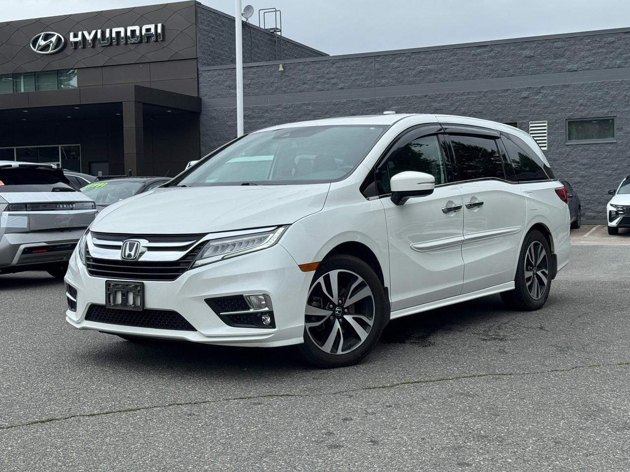 Used 2020 Honda Odyssey Touring for sale in Surrey, BC