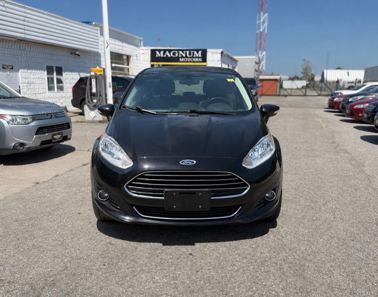 2015 Ford Fiesta Titanium - NO ACCIDENTS - TWO OWNERS Photo4