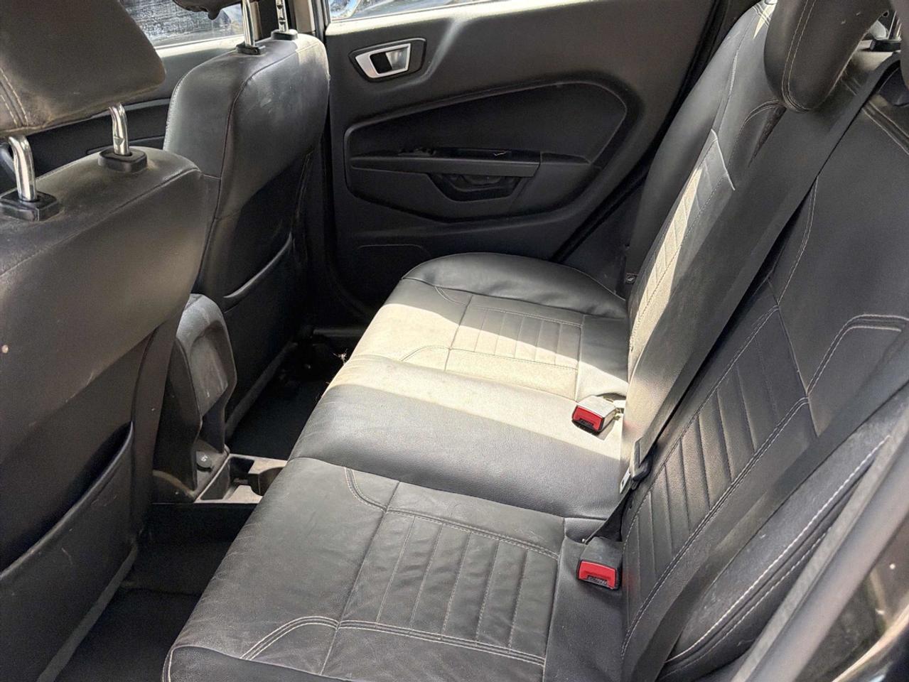 2015 Ford Fiesta Titanium - NO ACCIDENTS - TWO OWNERS Photo