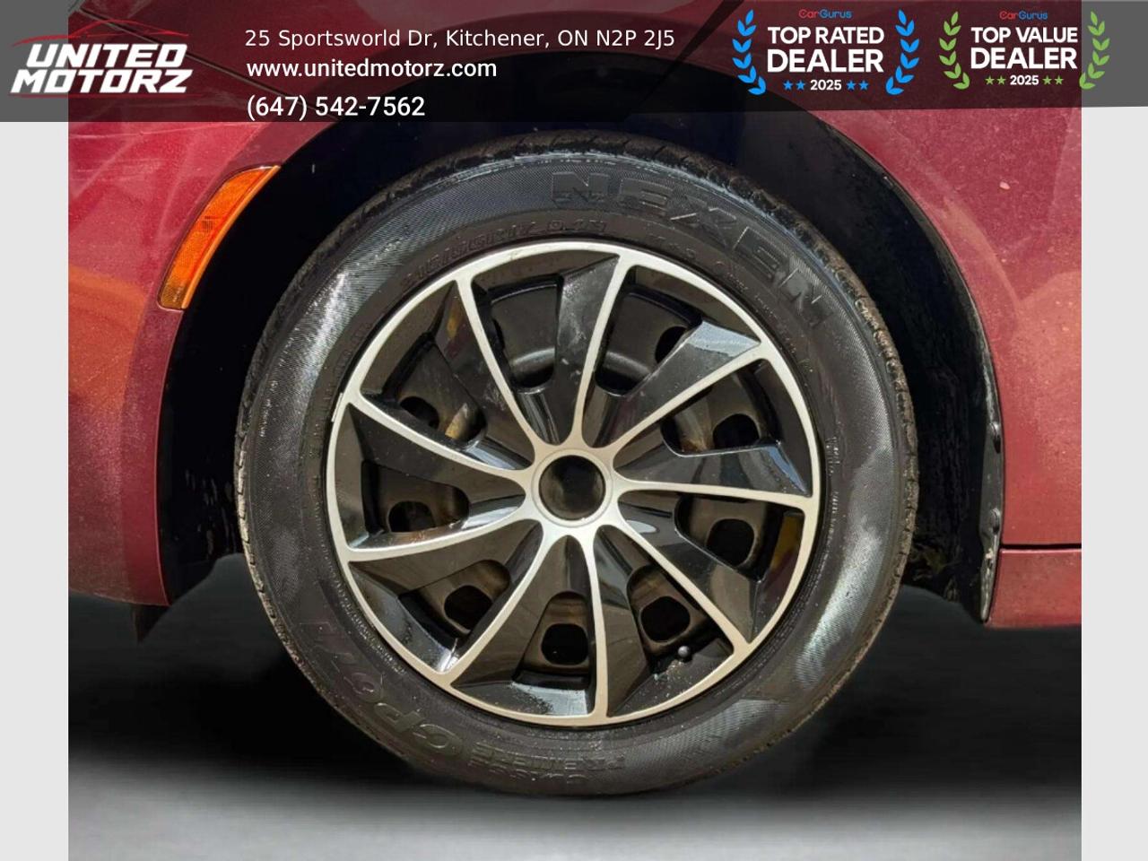 2015 Chrysler 200 LX AUTO FWD 2.4L~SAFETY CERTIFIED~ NO ACCIDENTS~ Photo