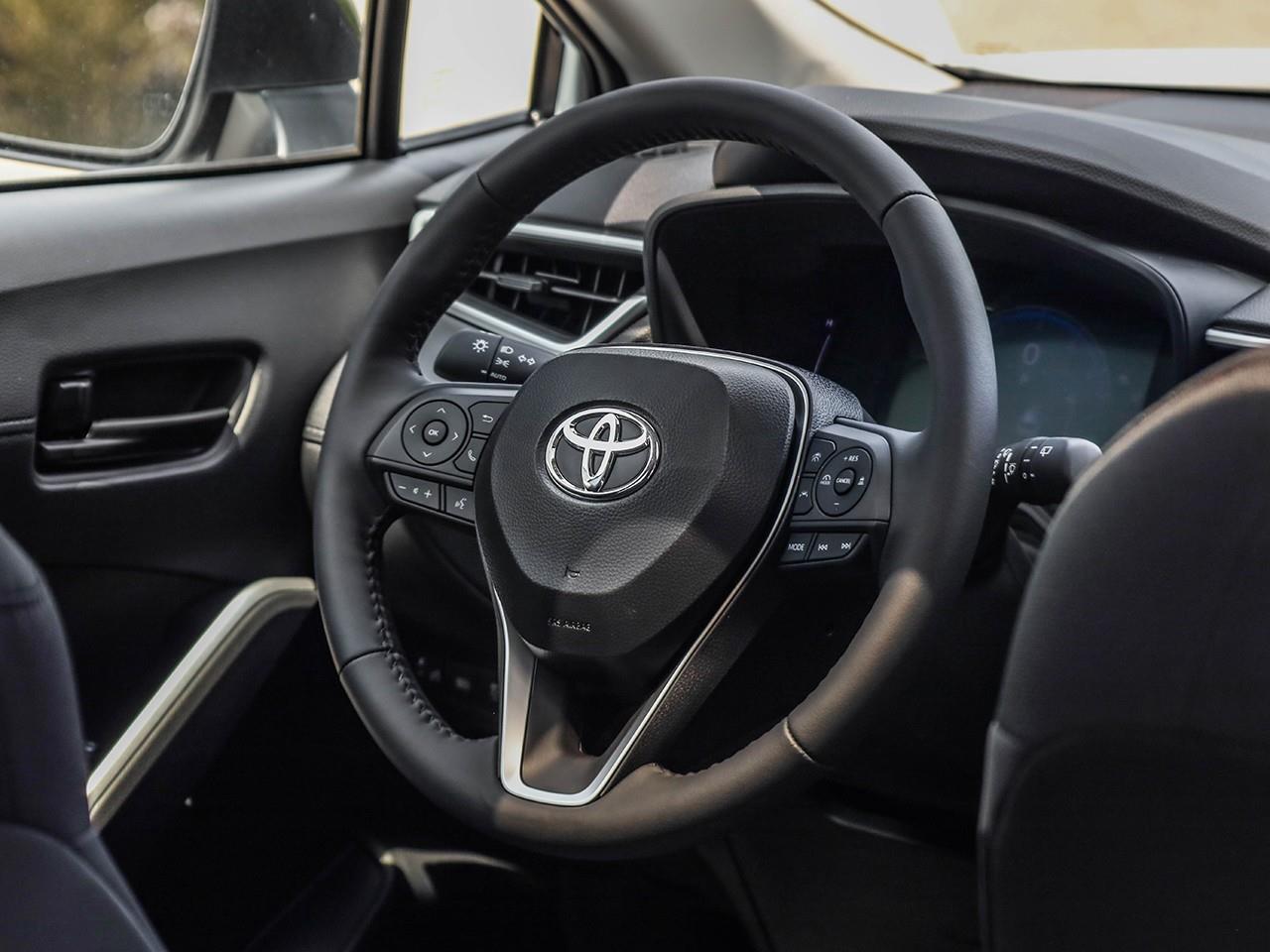 2026 Toyota Corolla Cross LE DEMO ONLY! ORDER YOURS TODAY!! Photo