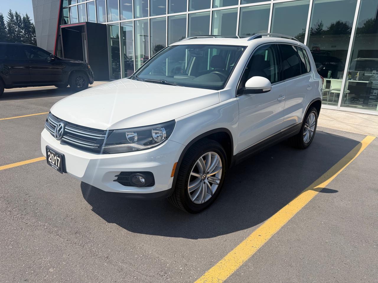 2017 Volkswagen Tiguan COMFORTLINE Photo4