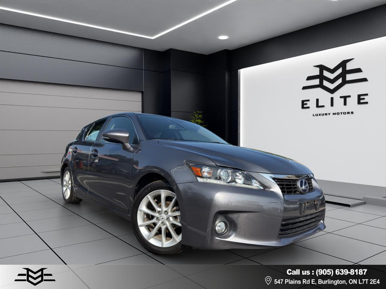 2012 Lexus CT 200h Hybrid - Leather -  Heated Seats - Auto !!! Photo