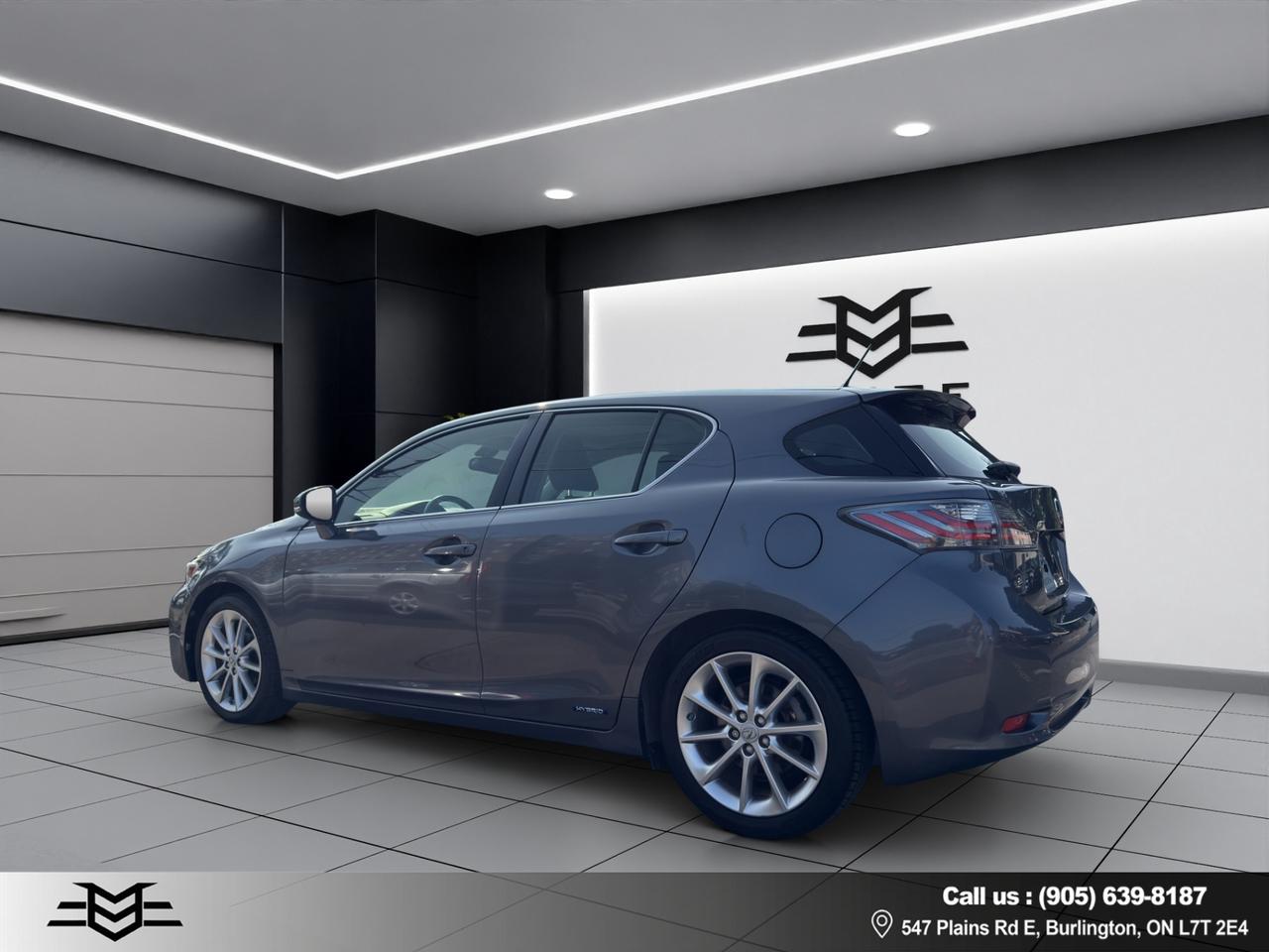2012 Lexus CT 200h Hybrid - Leather -  Heated Seats - Auto !!! Photo