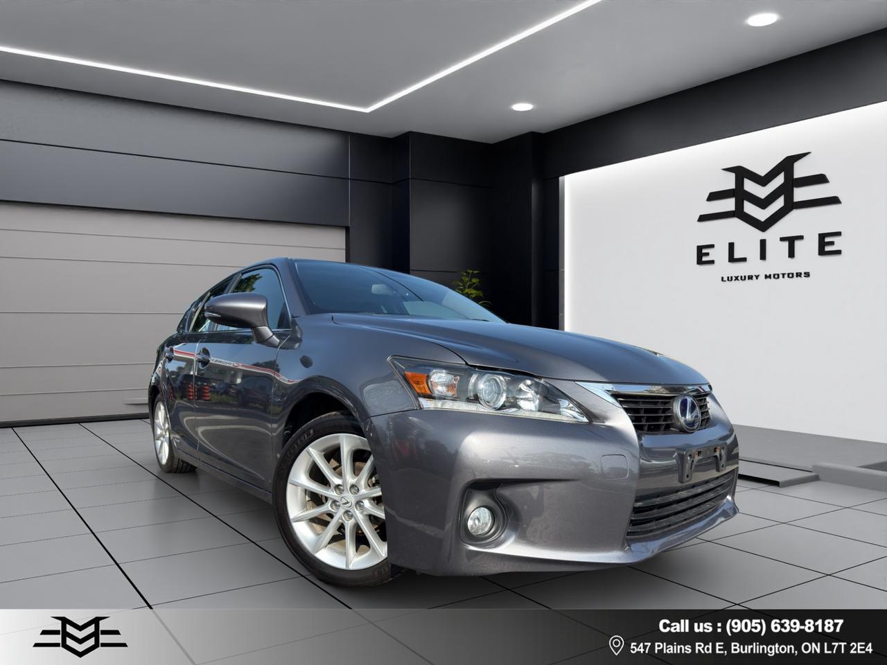 2012 Lexus CT 200h Hybrid - Leather -  Heated Seats - Auto !!! Photo