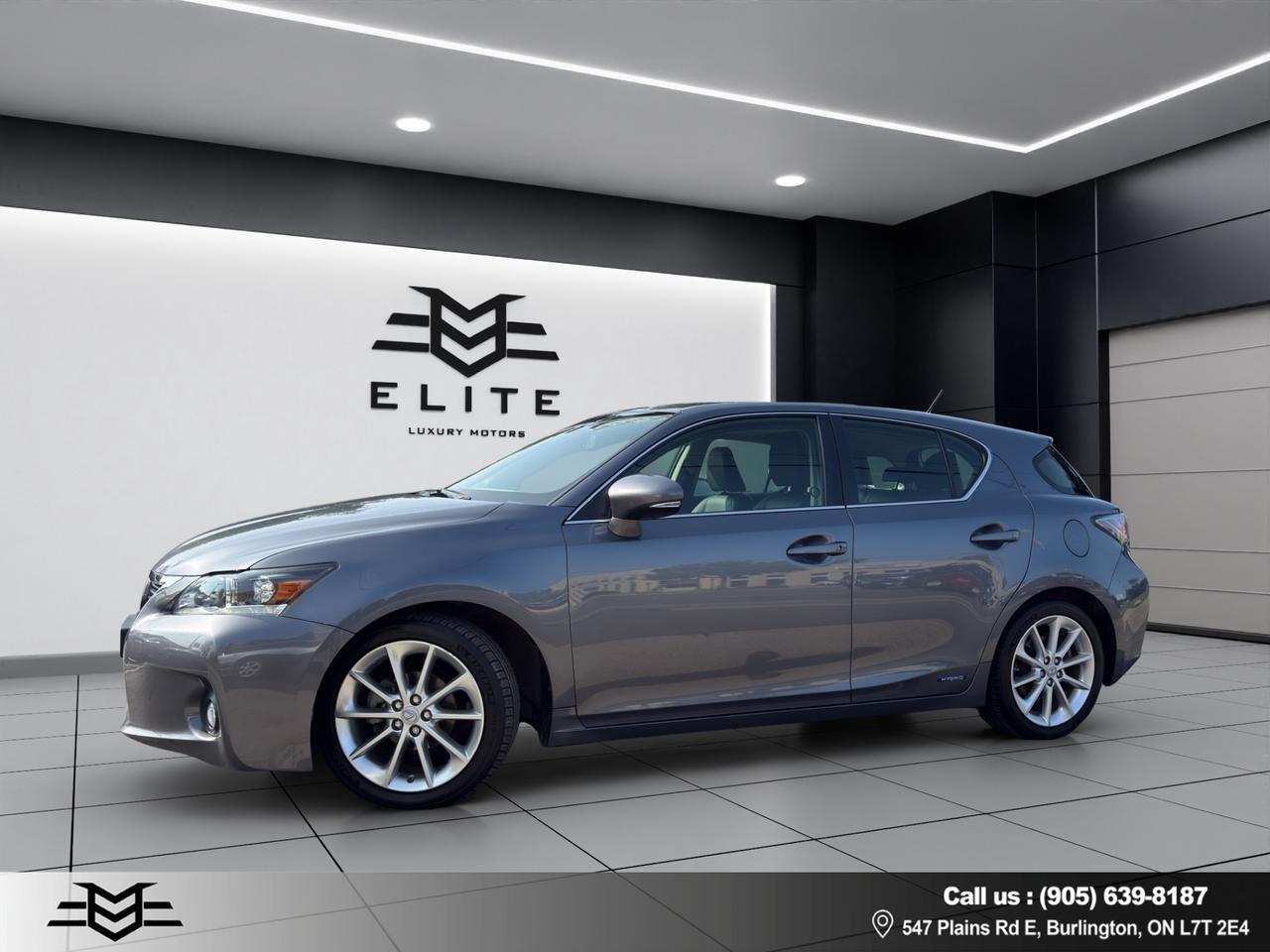 2012 Lexus CT 200h Hybrid - Leather -  Heated Seats - Auto !!! Photo