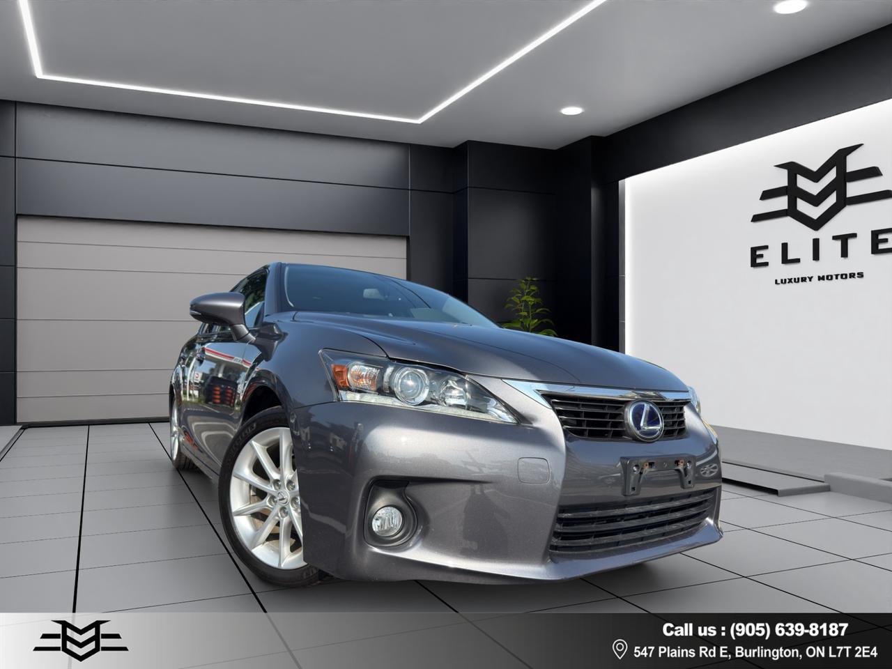 2012 Lexus CT 200h Hybrid - Leather -  Heated Seats - Auto !!! Photo