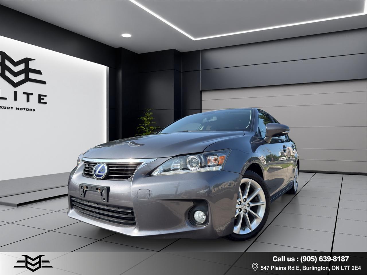 2012 Lexus CT 200h Hybrid - Leather -  Heated Seats - Auto !!! Photo