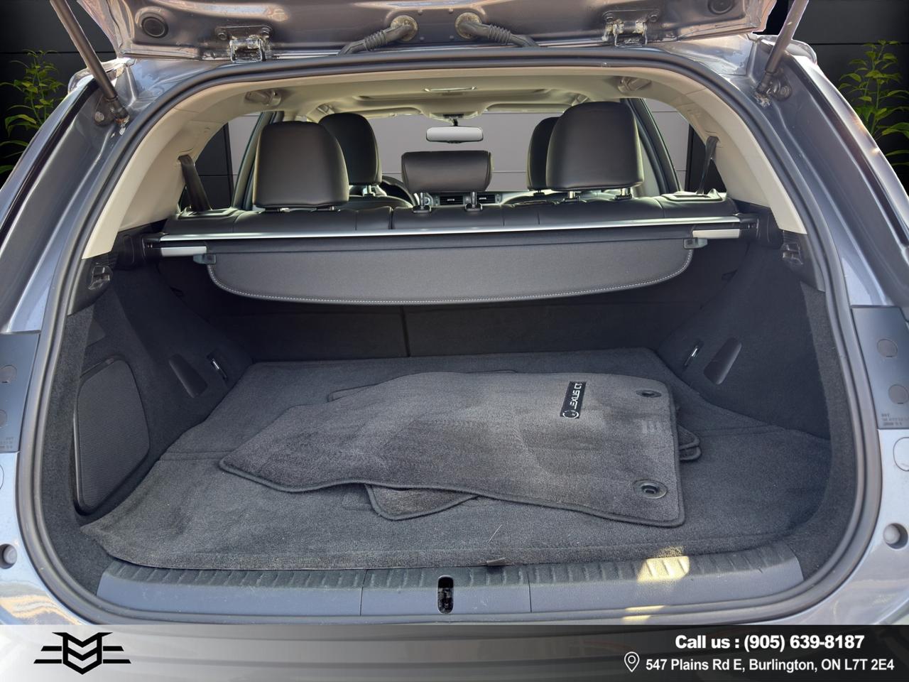 2012 Lexus CT 200h Hybrid - Leather -  Heated Seats - Auto !!! Photo