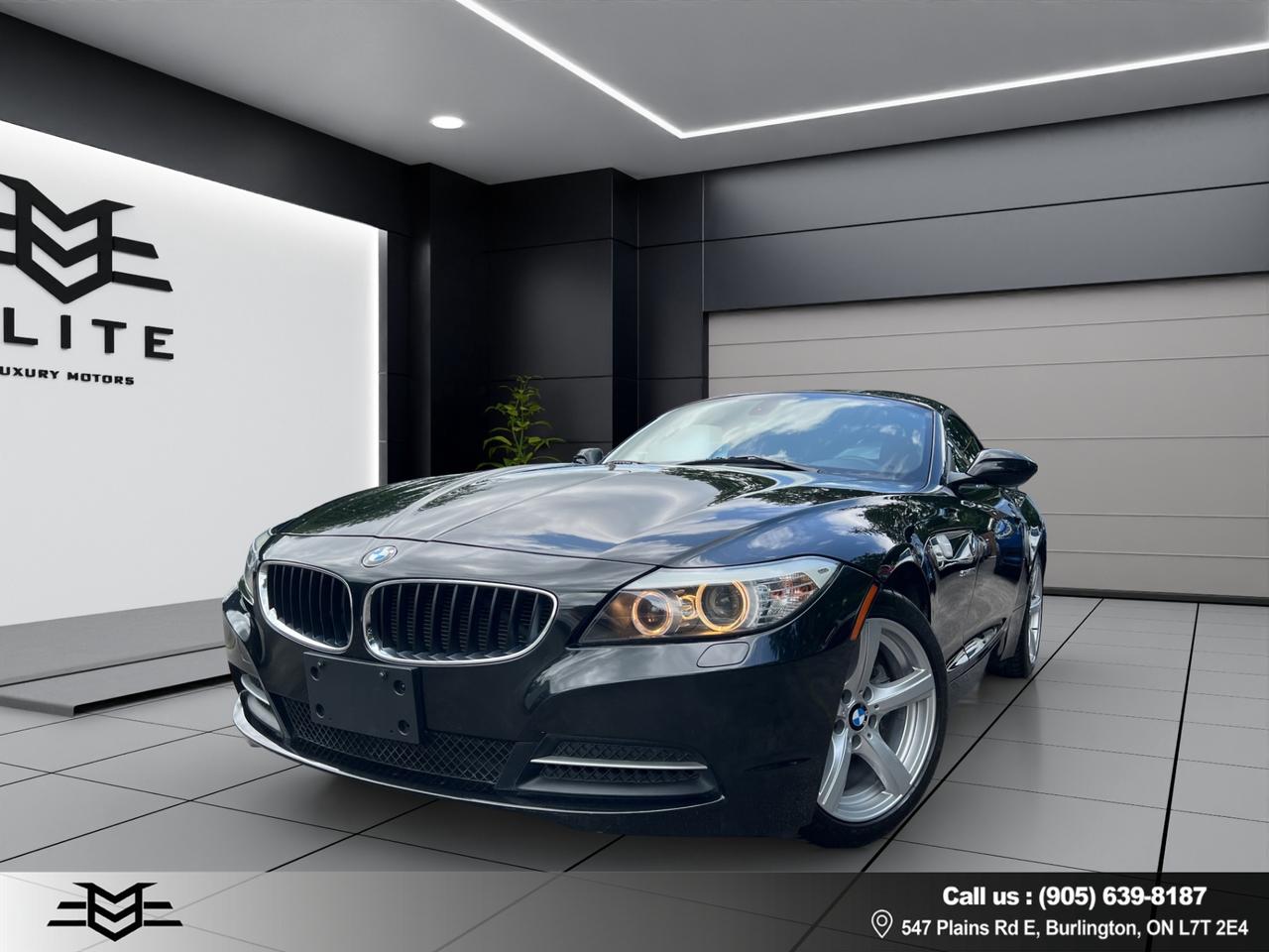 2011 BMW Z4 Roadster SDrive30i - 6-SPEED MANUAL !!!! Photo