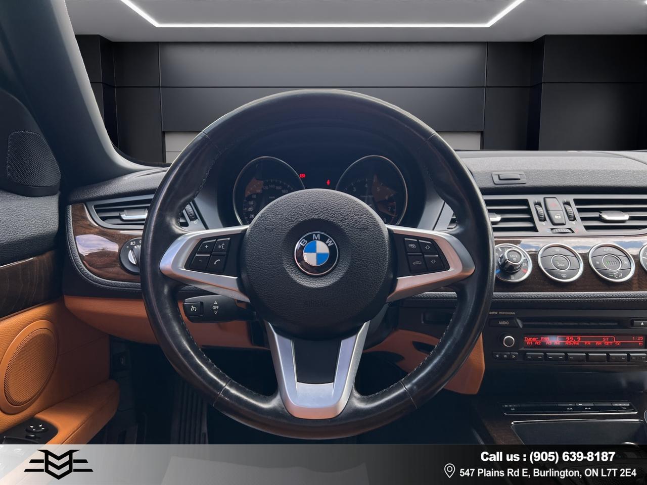2011 BMW Z4 Roadster SDrive30i - 6-SPEED MANUAL !!!! Photo