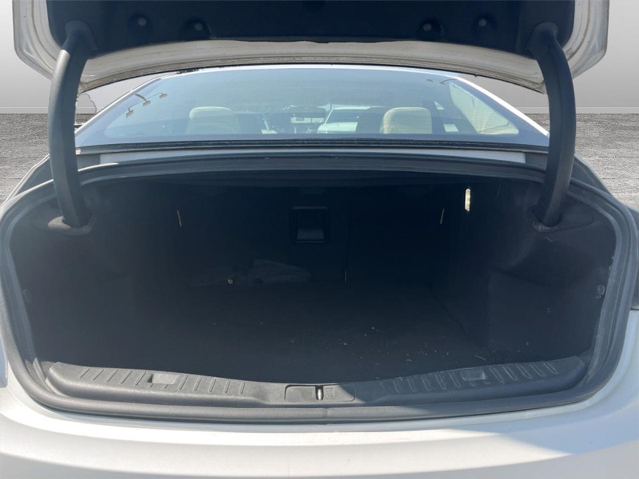 2015 Lincoln MKZ Reserve w/Tech Pkg Photo