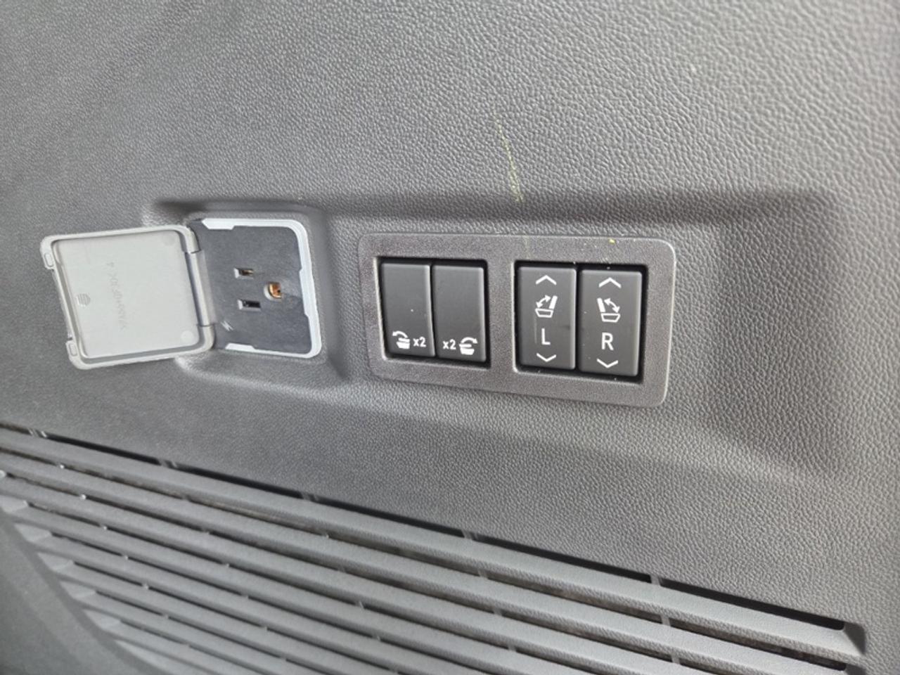 2026 GMC Yukon Denali  - HUD -  Cooled Seats Photo