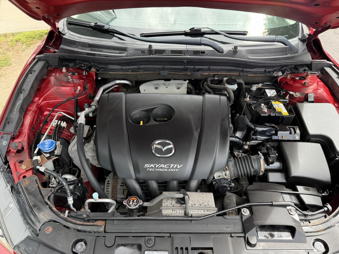 2014 Mazda MAZDA3 GS-SKY Photo