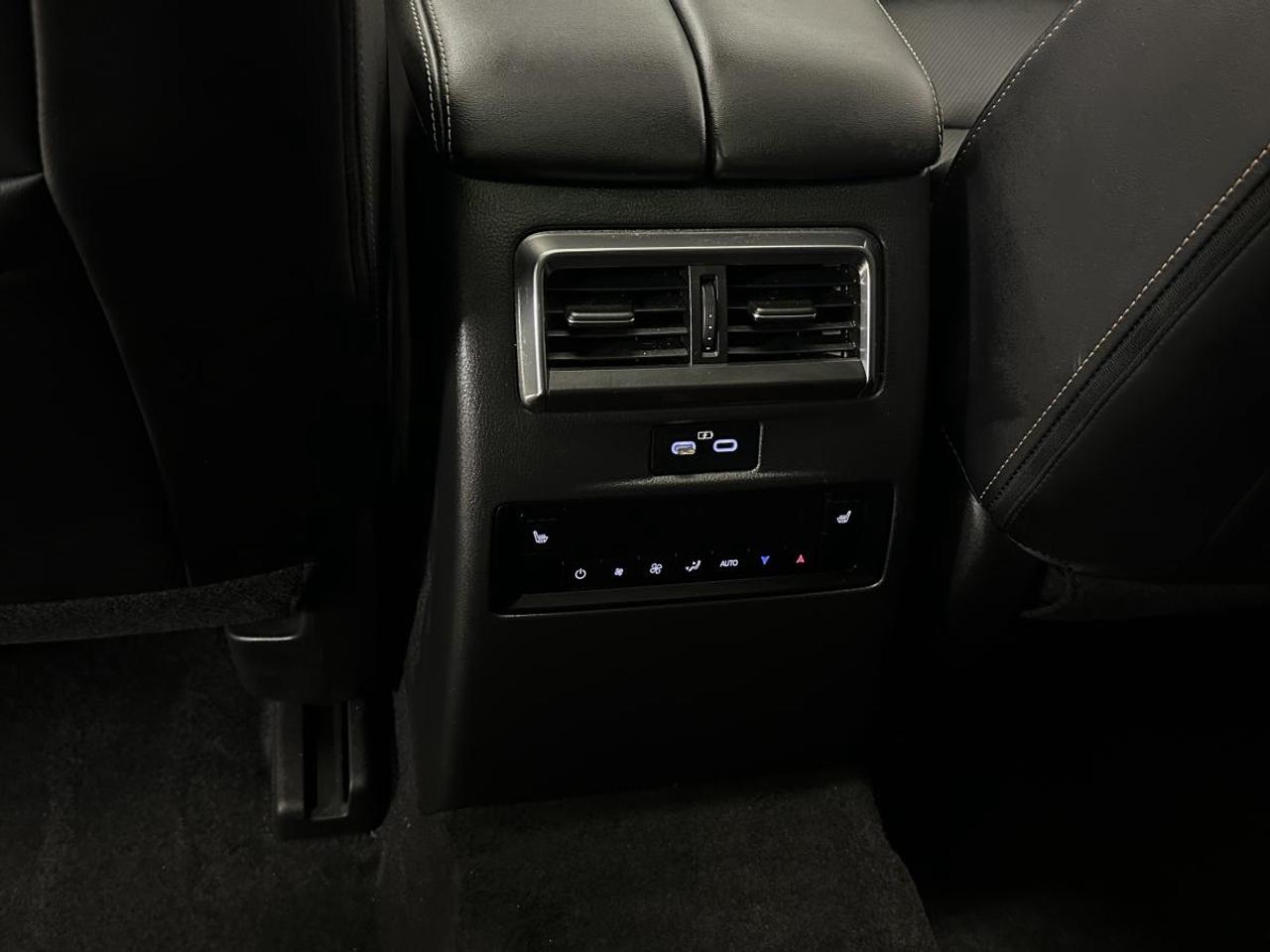 2025 Mazda CX-70 MHEV GT-P AWD Photo
