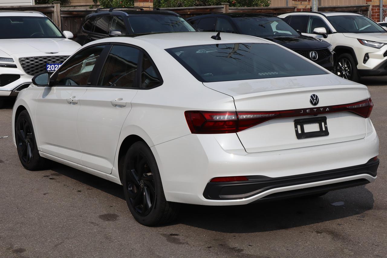 2026 Volkswagen Jetta Comfortline Sport Photo