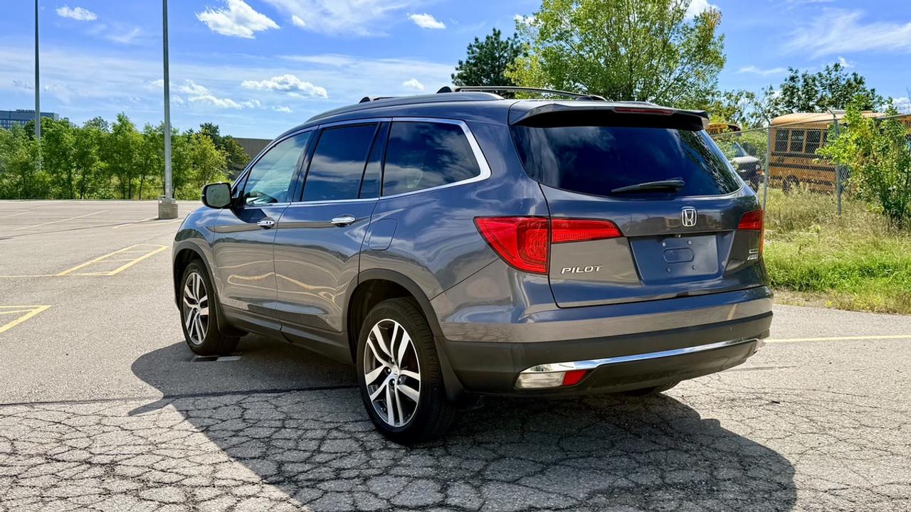 2016 Honda Pilot Touring Photo
