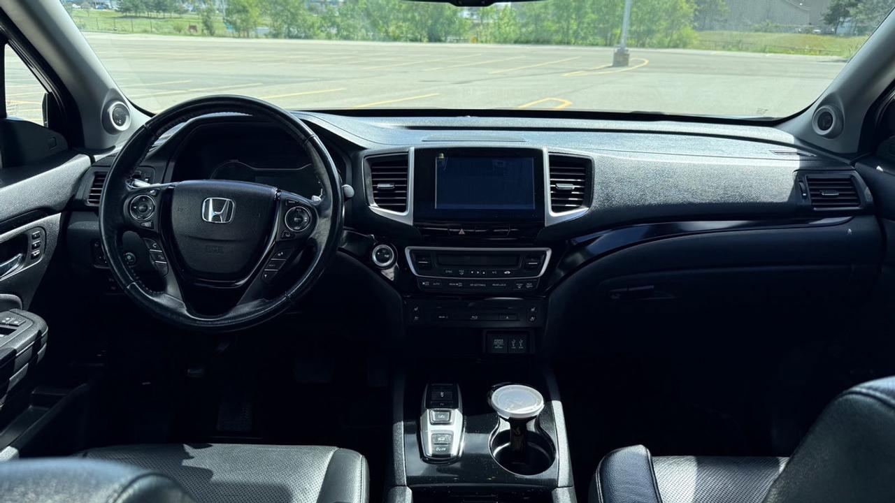 2016 Honda Pilot Touring Photo