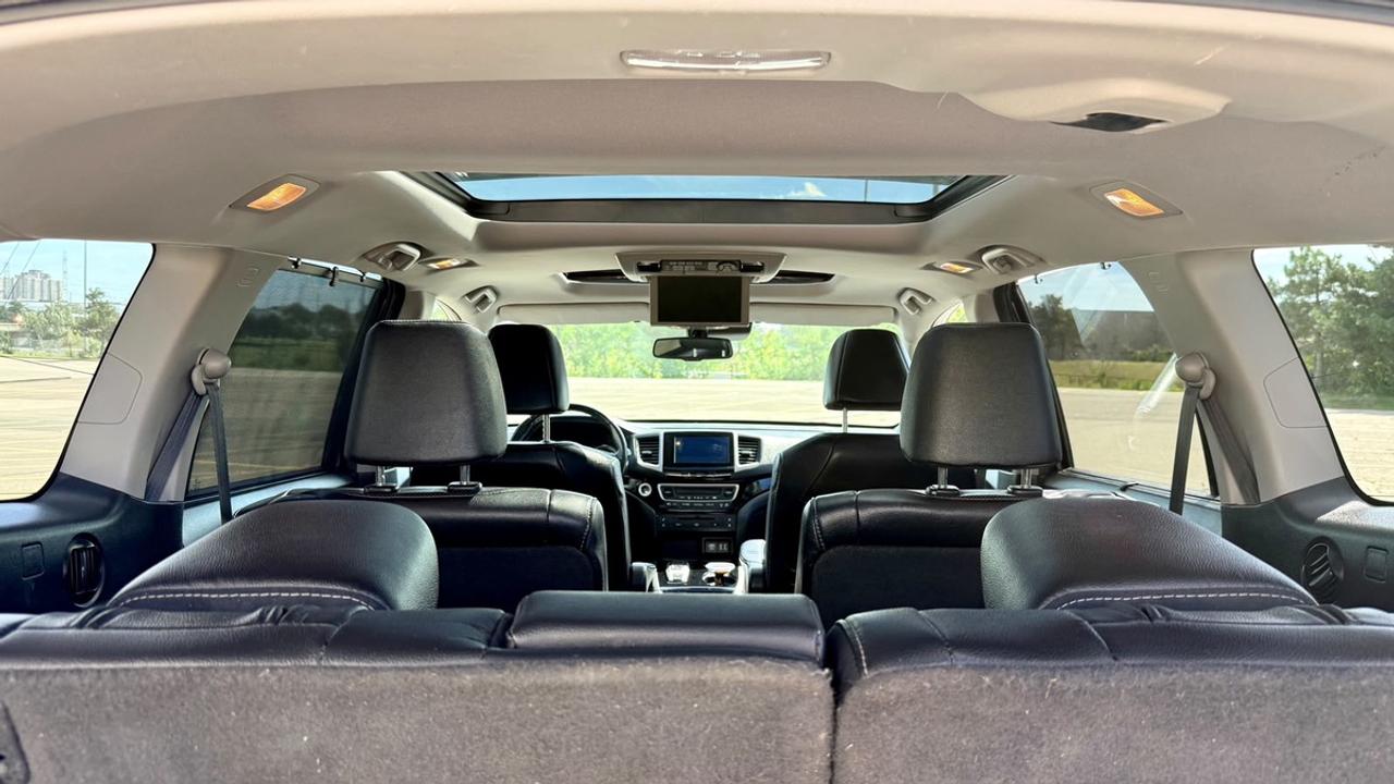 2016 Honda Pilot Touring Photo
