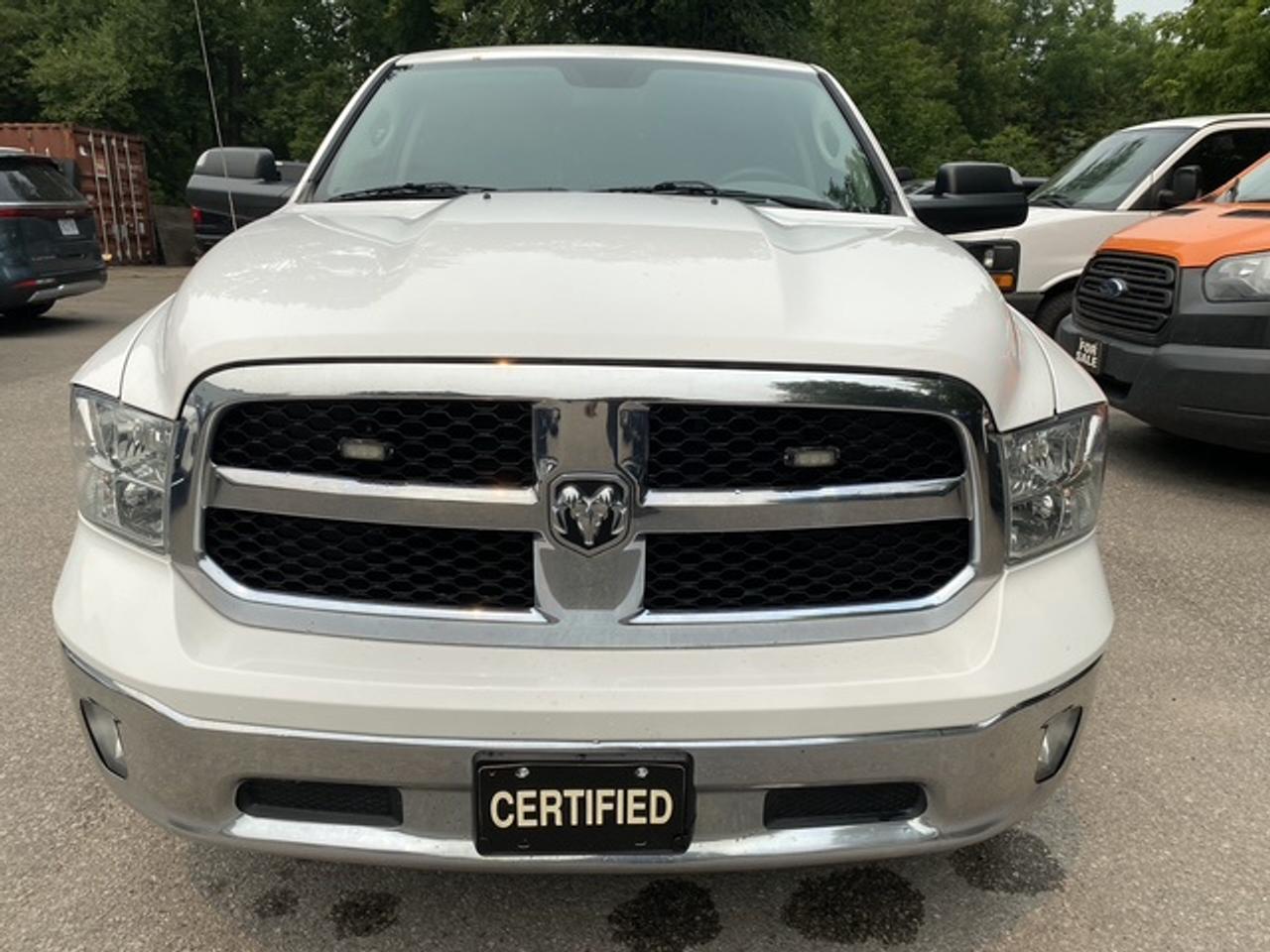 2018 RAM 1500 SLT 4X2 QUAD CAB 6'4" BOX Photo