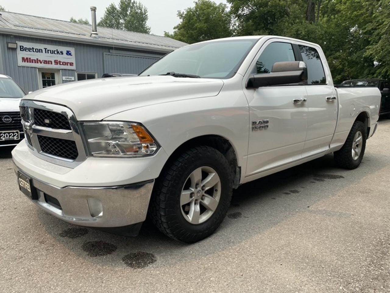 2018 RAM 1500 SLT 4X2 QUAD CAB 6'4" BOX Photo