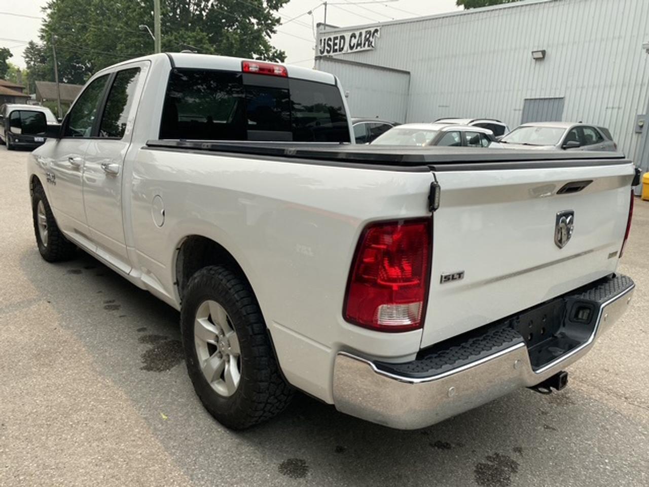 2018 RAM 1500 SLT 4X2 QUAD CAB 6'4" BOX Photo