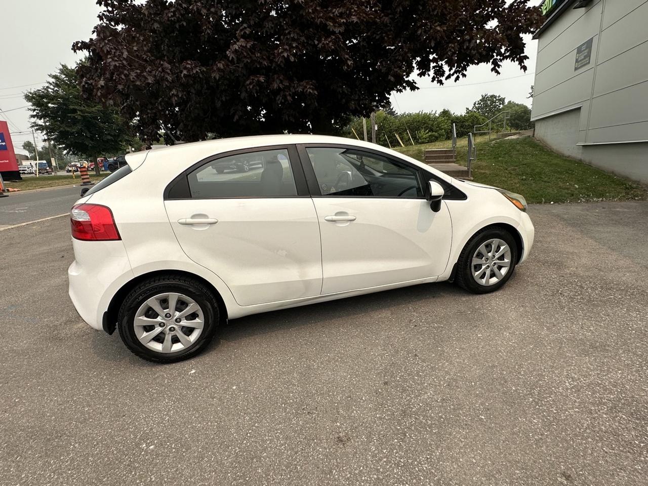 2013 Kia Rio LX Photo3
